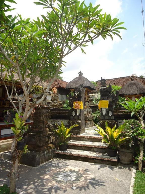Ubud Tri Upasedana House 2 تيغالالانغْ المظهر الخارجي الصورة
